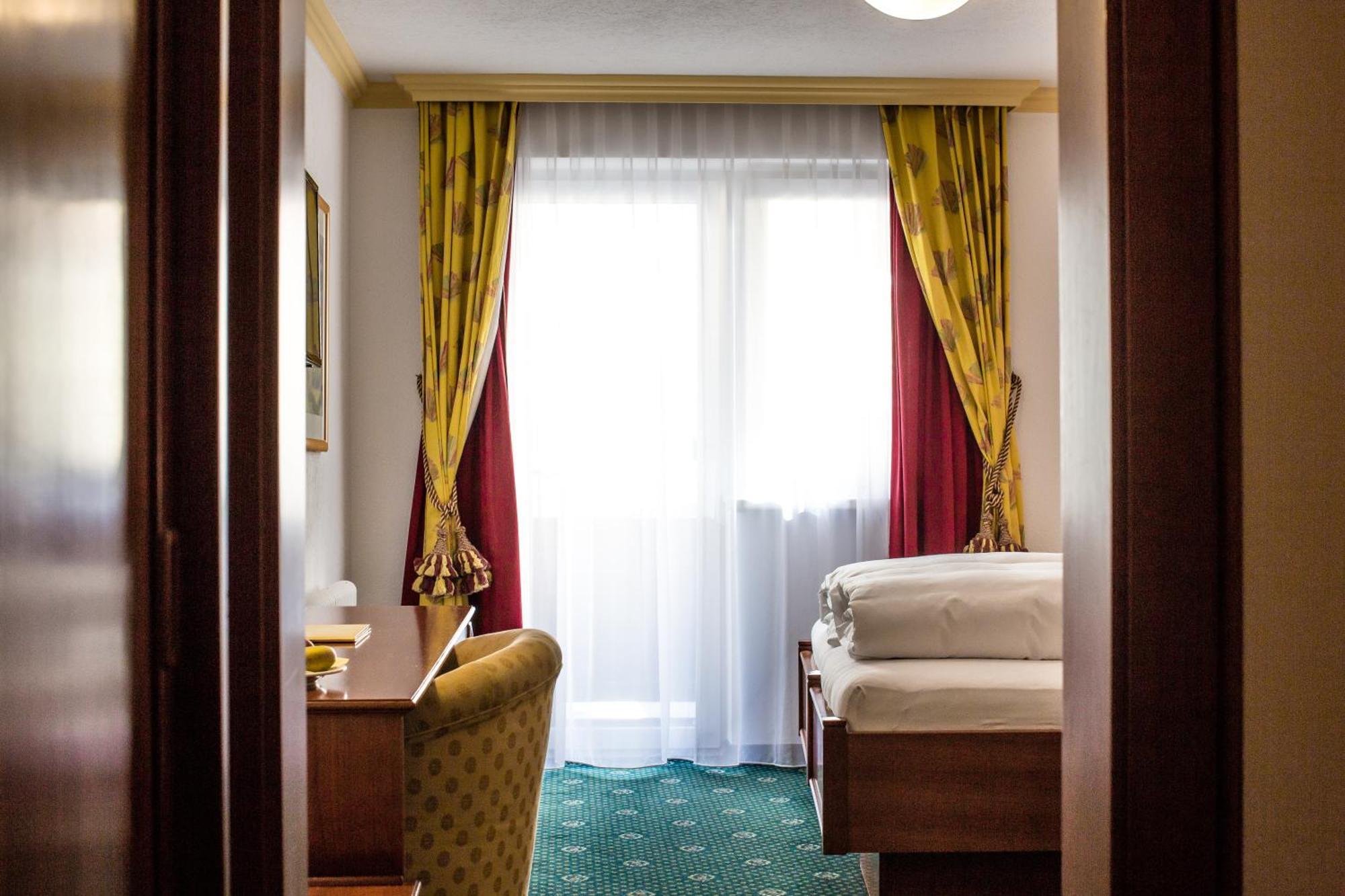 Hotel Kristall Sankt Anton am Arlberg Exteriér fotografie
